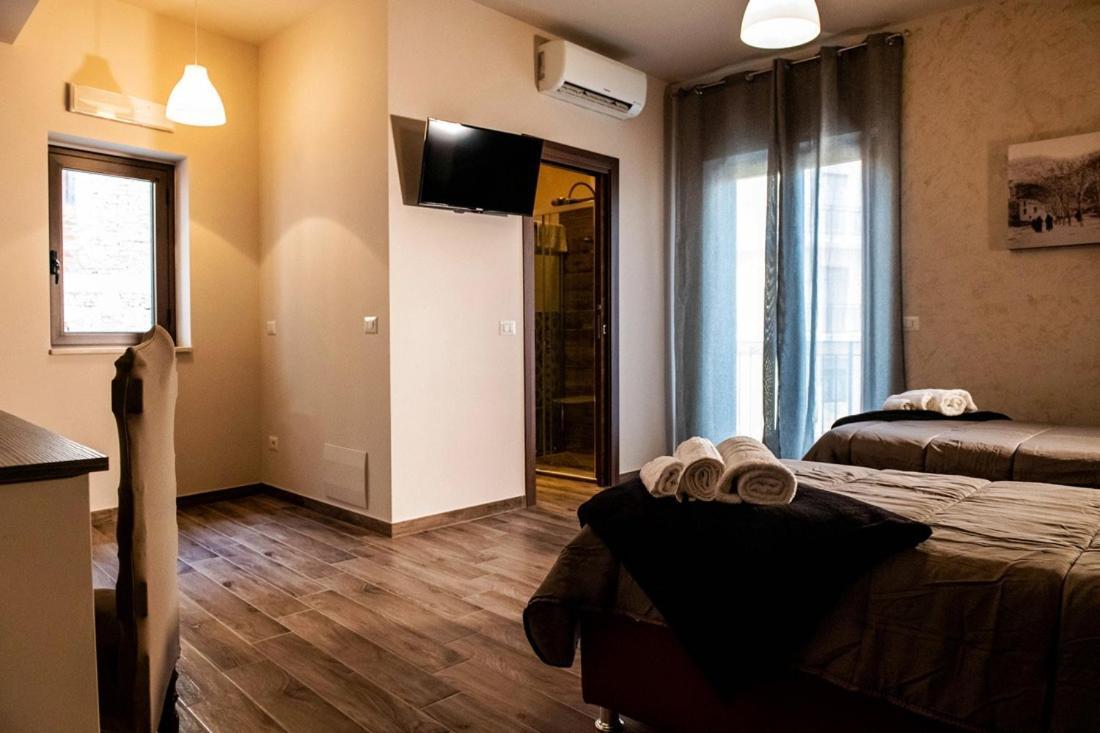 Il Carro Comfortable Rooms San Giovanni Gemini Kültér fotó